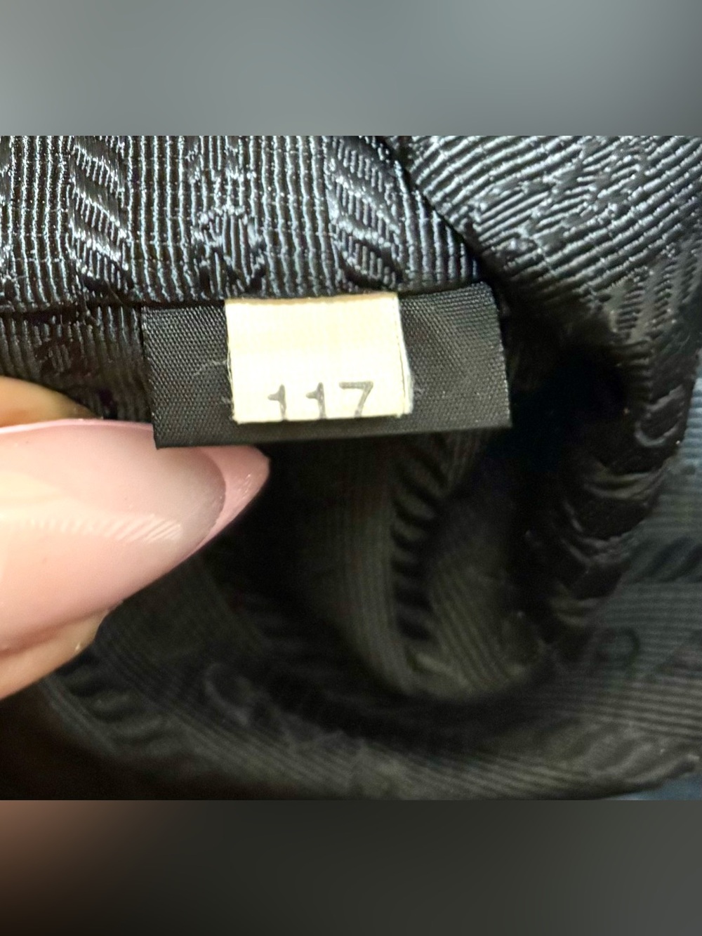 Authentic Vintage Prada Tessuto
Nylon Messenger Bag Y2K
Crossbody Black - Picture 3 of 10